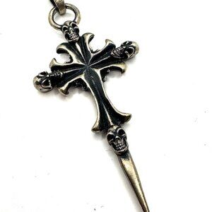 Gaboratory 4 Skull on Grooved Cross Pendant Sterling Silver